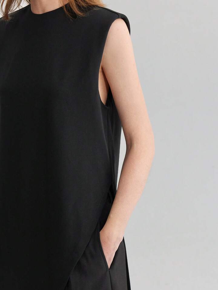 CM-TS650838 Women Casual Seoul Style Round Neck Wide Shoulder Sleeveless Asymmetric Hem Mid-Length Top - Black