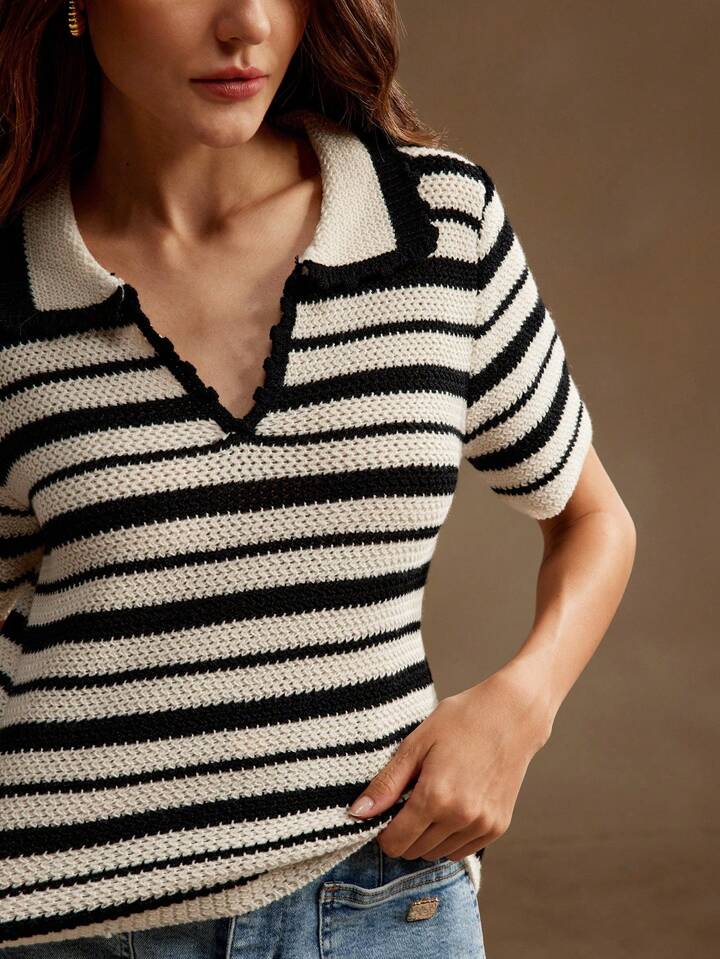 CM-TS743961 Womne Casual Seoul Style Colorblock Striped Collar Neckline Short Sleeve Knit Top