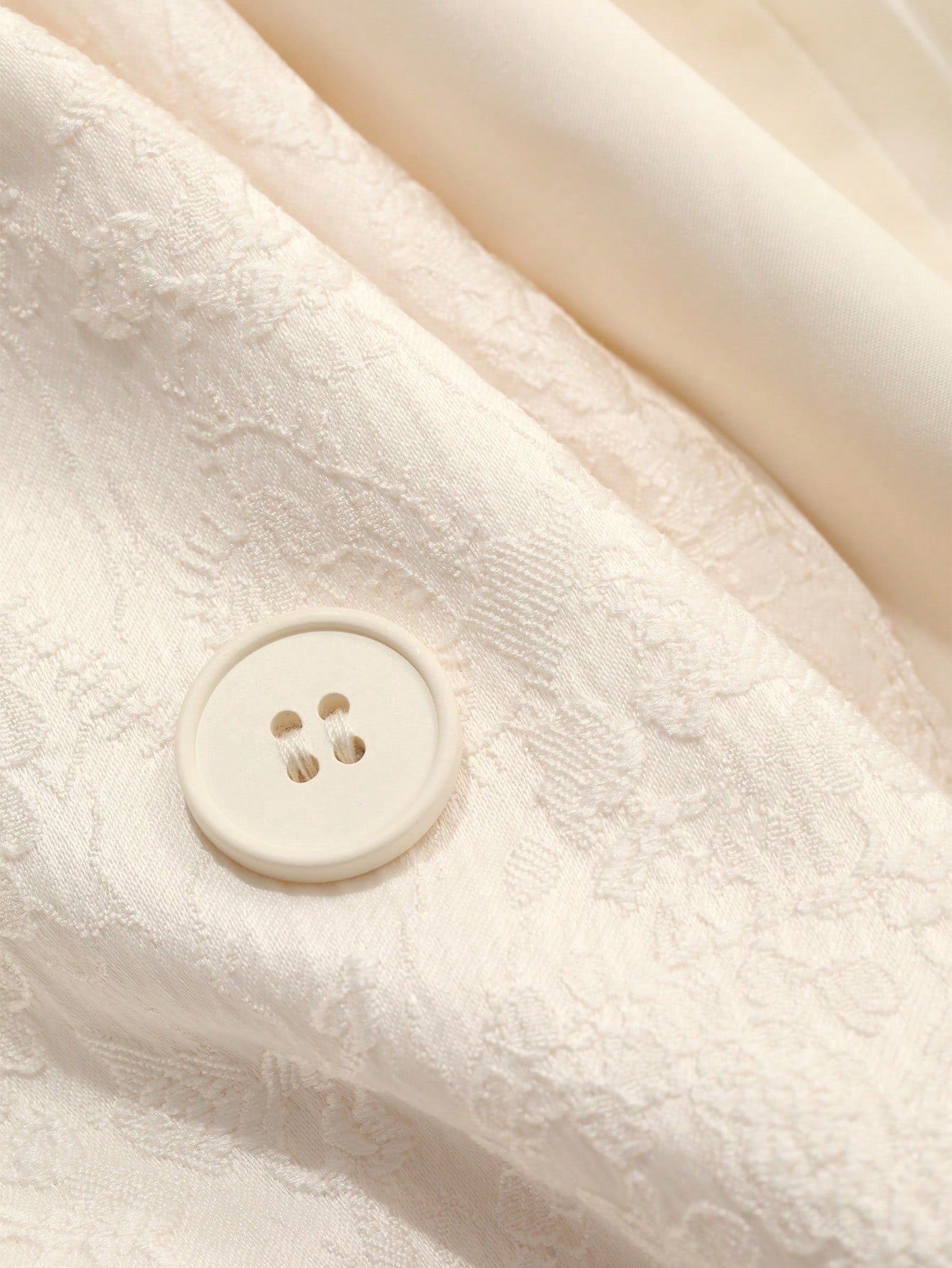 CM-CS202707 Women Casual Seoul Style All-Over Floral Pattern Double-Breasted Long Sleeve Blazer - Apricot