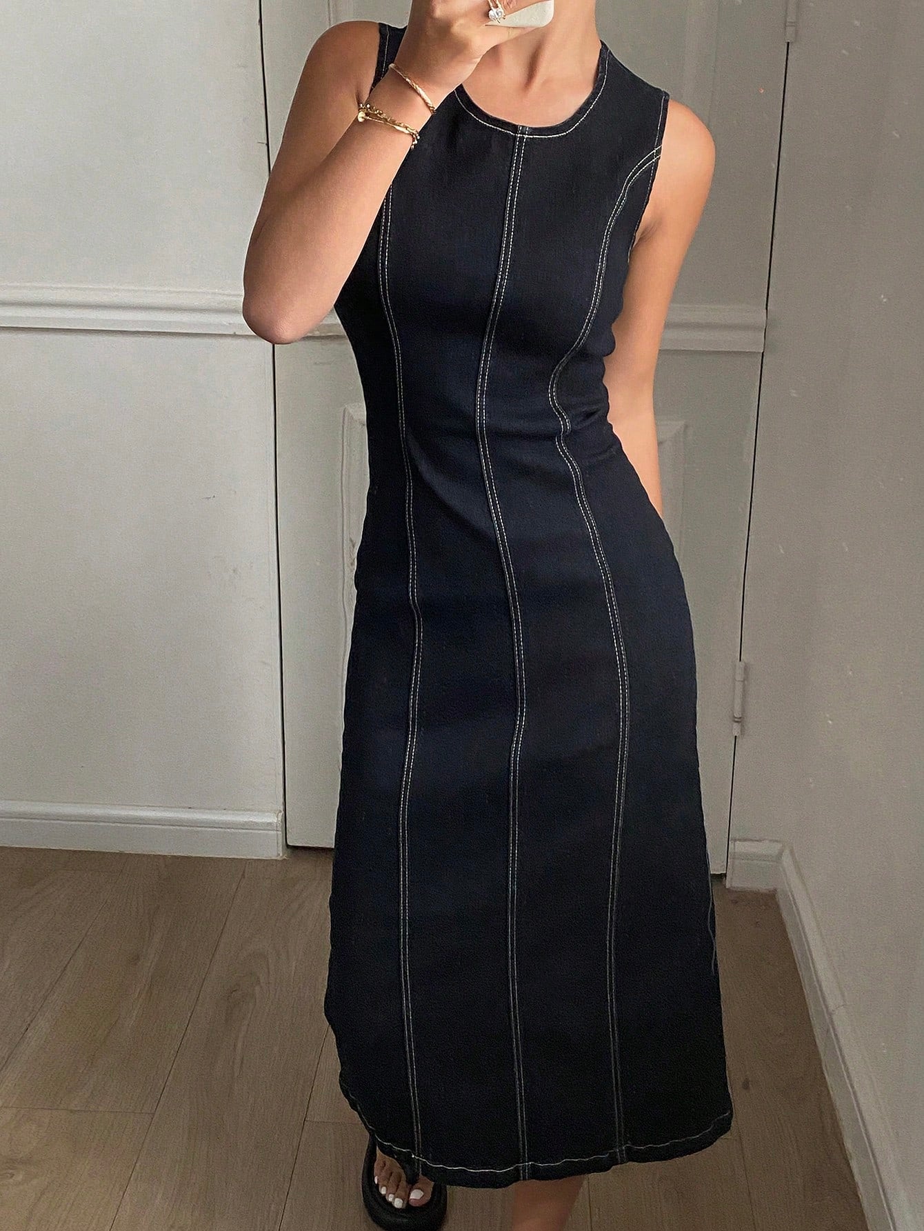 CM-DS900768 Women Casual Seoul Style Round Neck Sleeveless Split Midi Denim Dress - Black