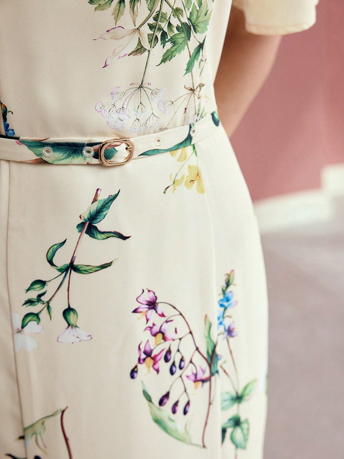 CM-DS683380 Women Elegant Seoul Style Round Neck Floral Print Flounce Sleeve Belted Midi Dress
