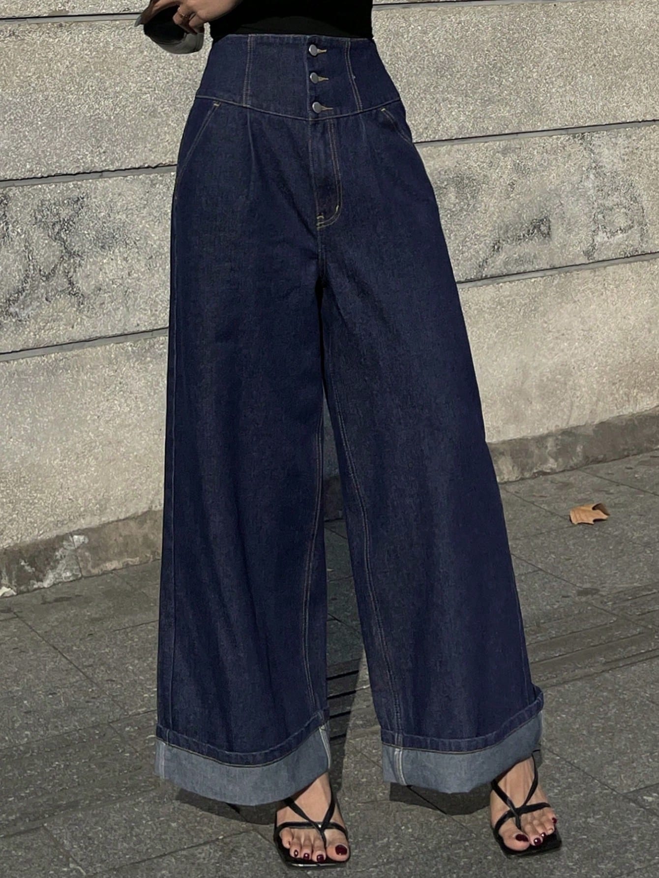 CM-BS745559 Women Casual Seoul Style Medium Wash High-Waist Button Design Straight Leg Jeans