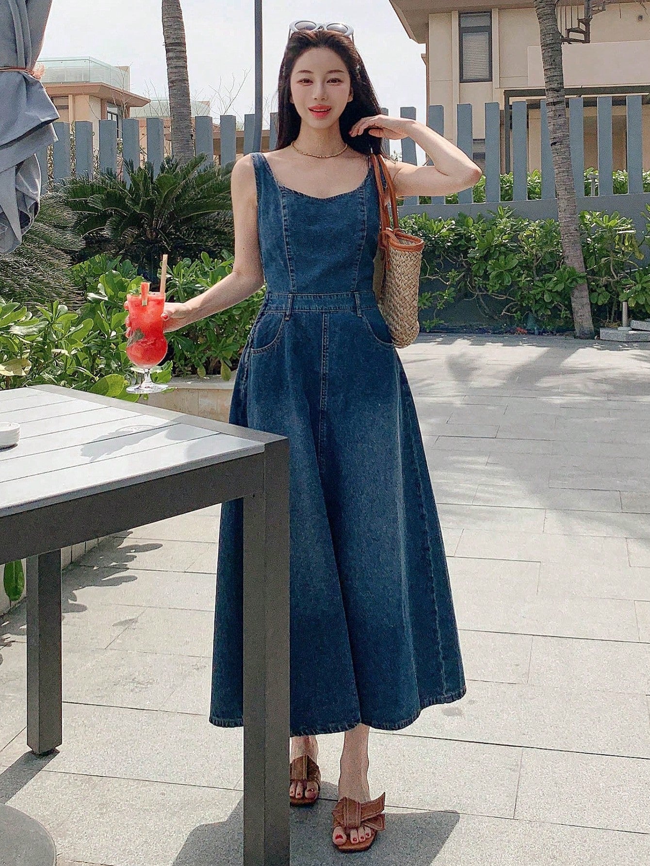 CM-DS482012 Women Casual Seoul Style Medium Wash Scoop Neck Sleeveless Midi Denim Dress