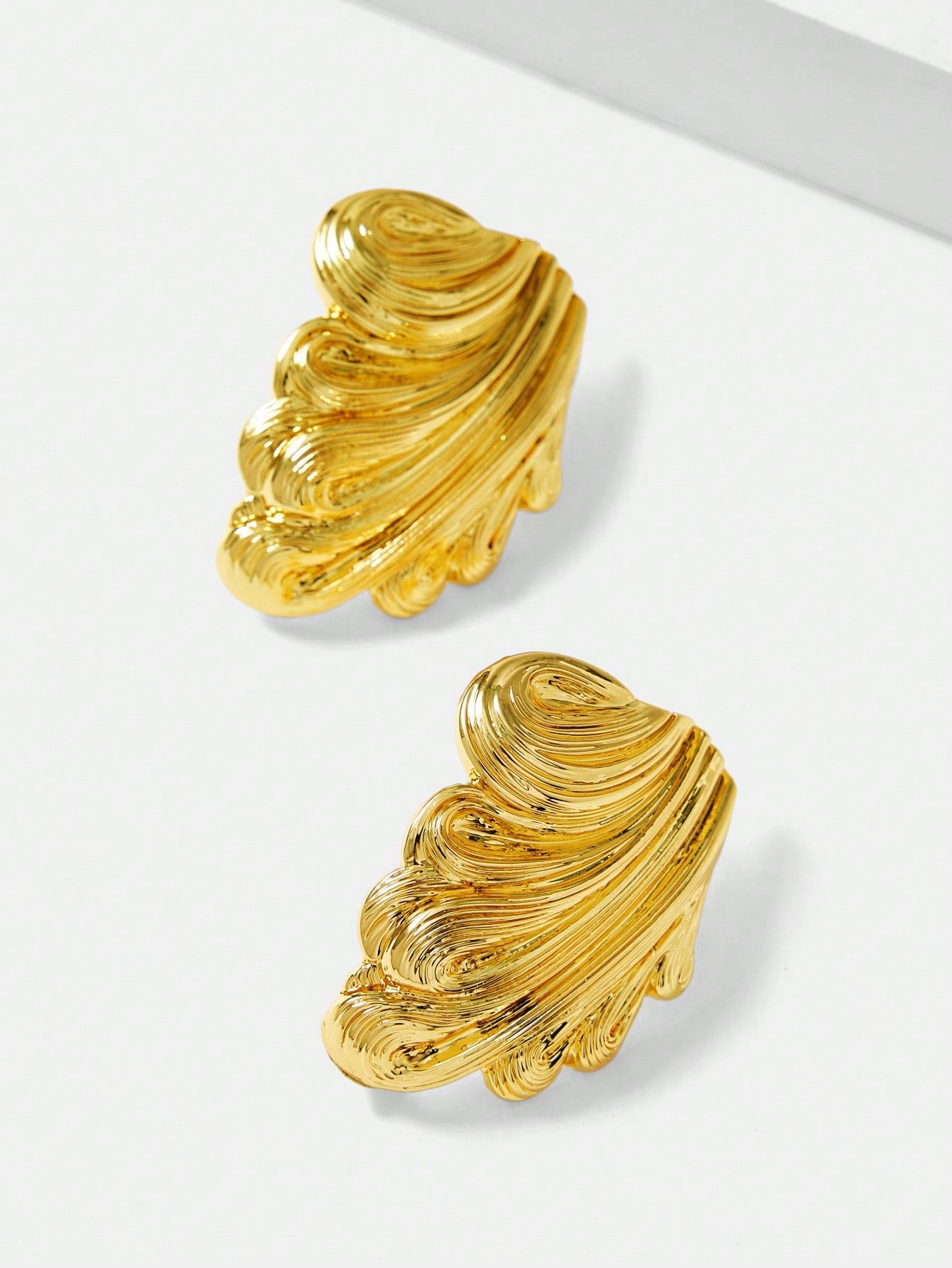 CM-AXS867609 Women Trendy Seoul Style 18K Gold Plated Textured Stud Earrings - Gold