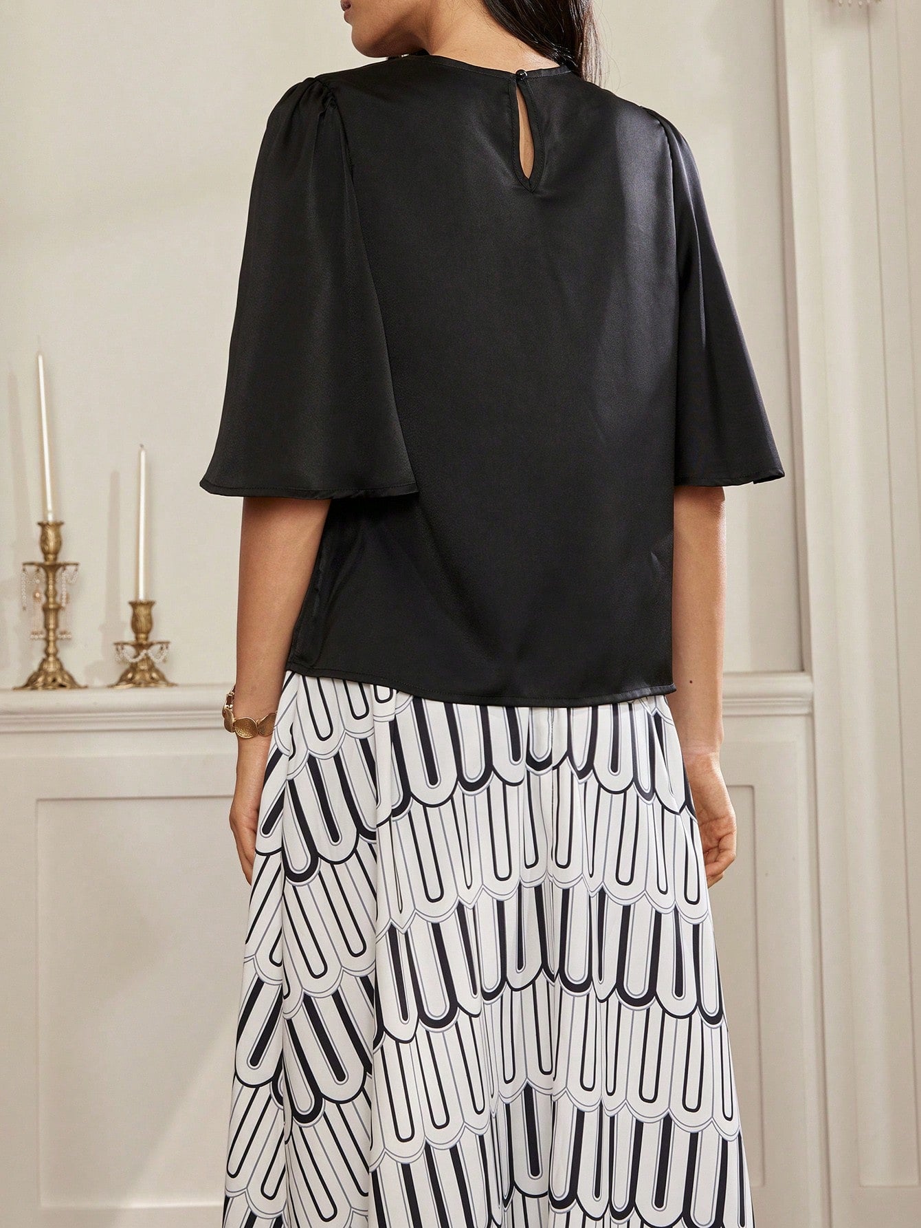 CM-SS777055 Women Casual Seoul Style Satin Surface Tweed Crop Top With Colorblock Plaid Flared Skirt - Set
