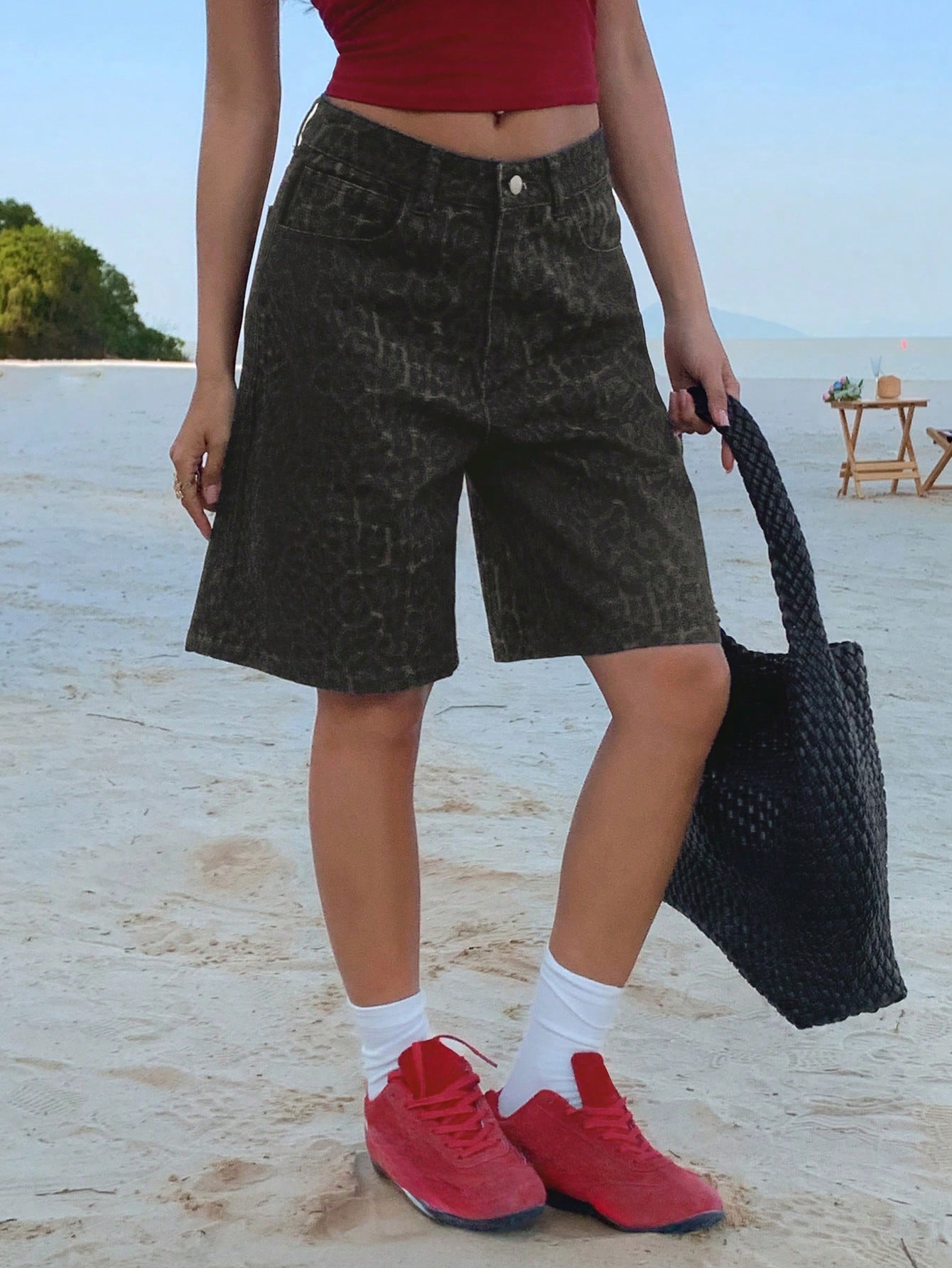 CM-BS517011 Women Casual Seoul Loose Fitting Mid-Thigh Length Denim Shorts With Pockets - Brown