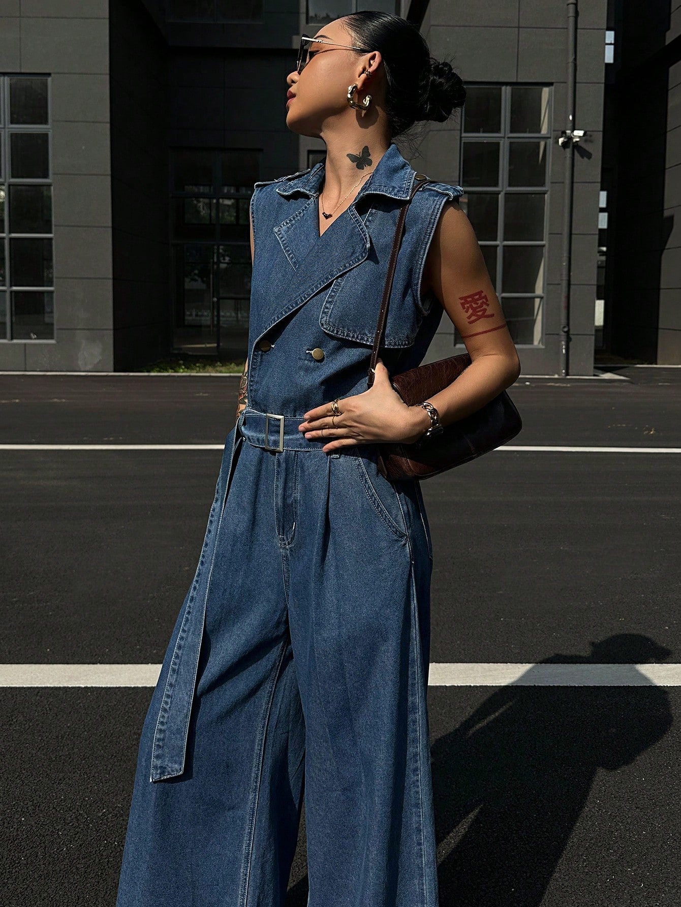 CM-JS588272 Women Casual Seoul Style Sleeveless Belt Loop Dual-Breasted Lapel Denim Jumpsuit - Blue