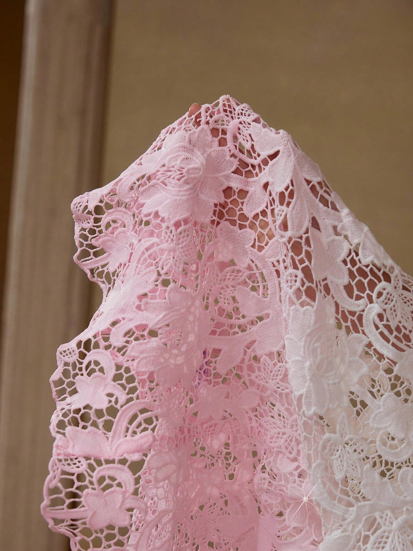 CM-TS321333 Women Elegant Seoul Style Ombre Hollow Guipure Lace Rhinestone Decor Long Sleeve Blouse - Pink