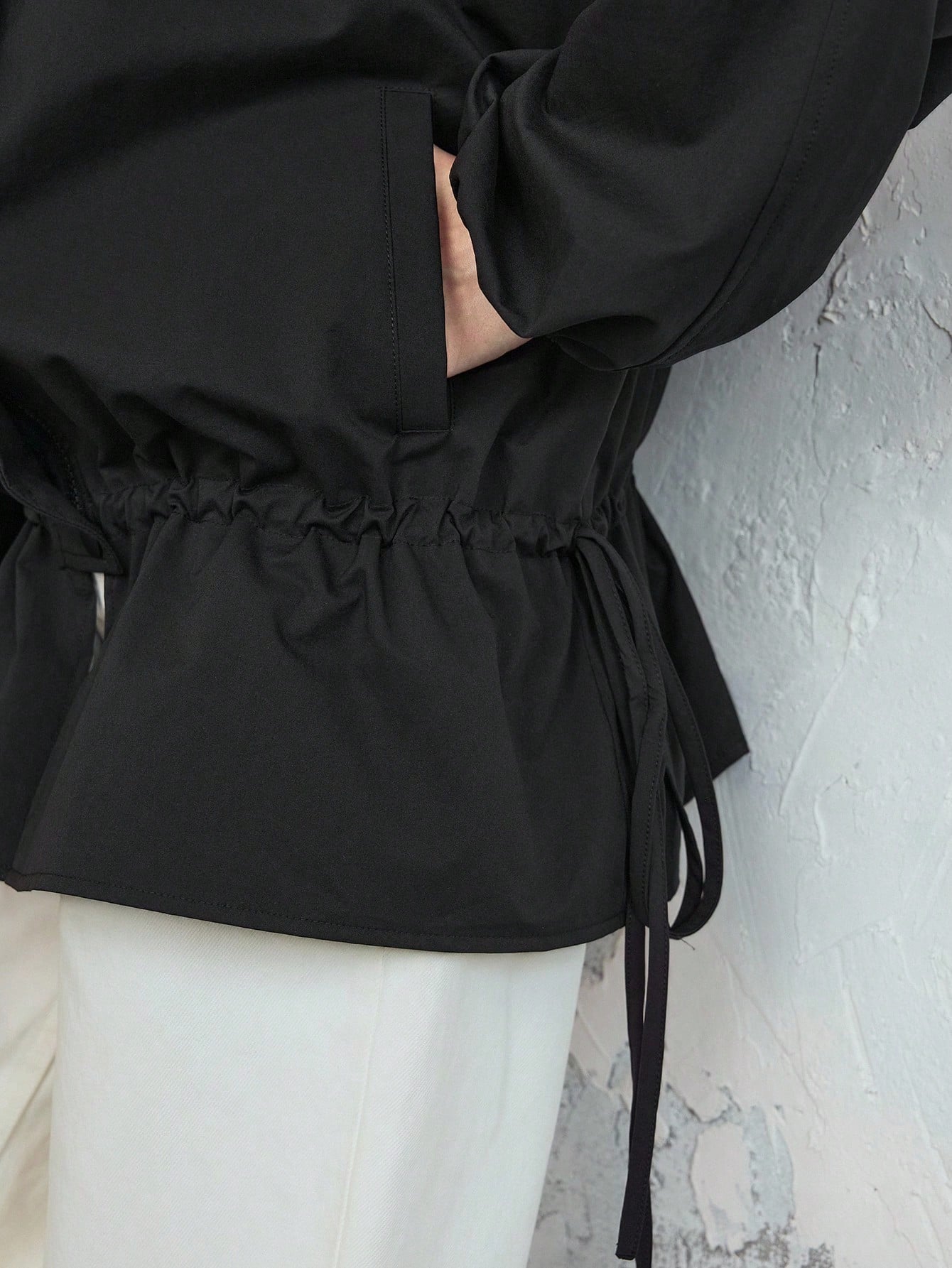 CM-CS774214 Women Casual Seoul Style Mock Neck Tie Fastening Button Decor Loose Fit Drawstring Jacket