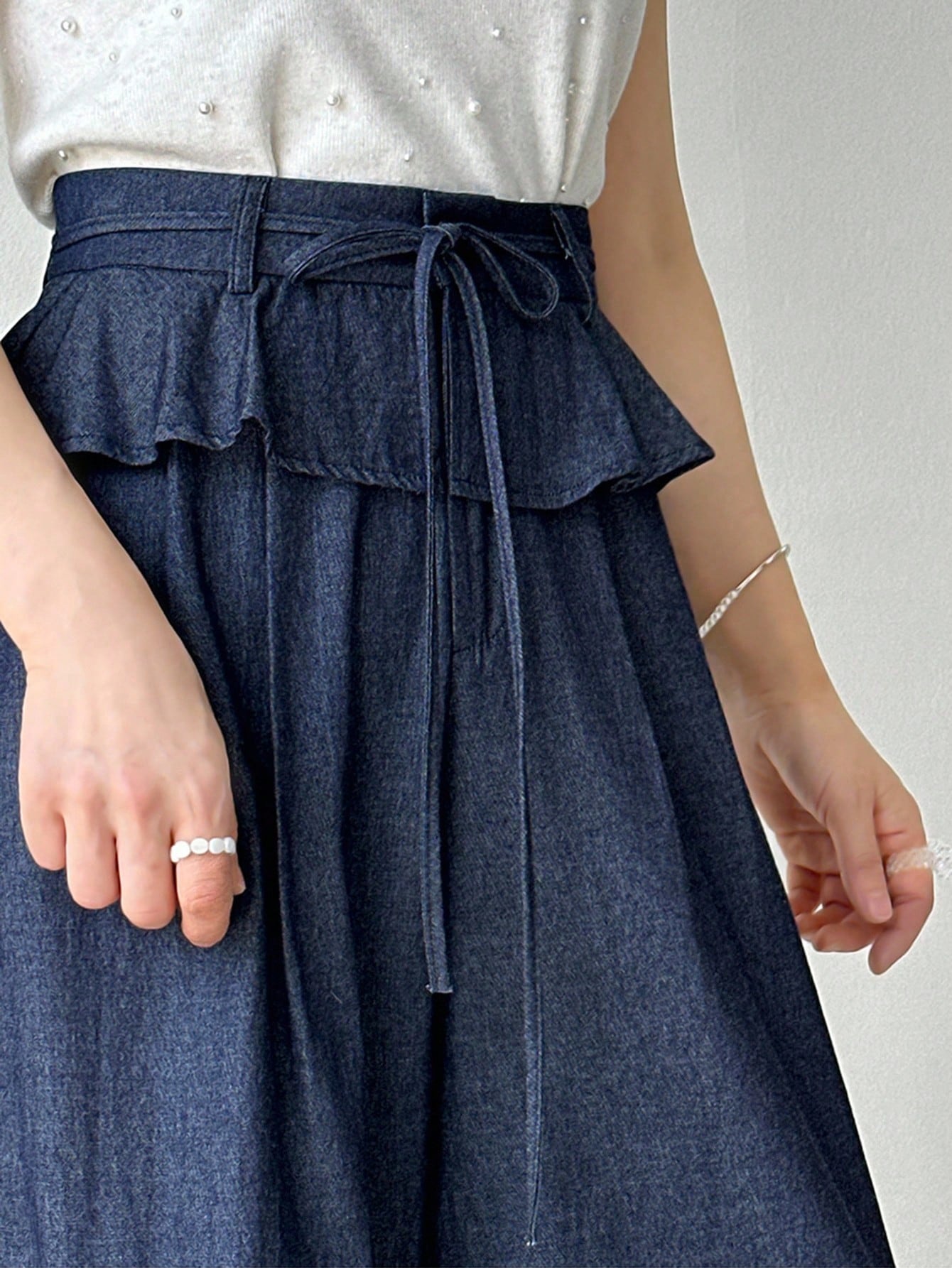 CM-BS688995 Women Casual Seoul Style Dark Wash High Waist Pleated Ruffle Hem Loose Wide Leg Pants