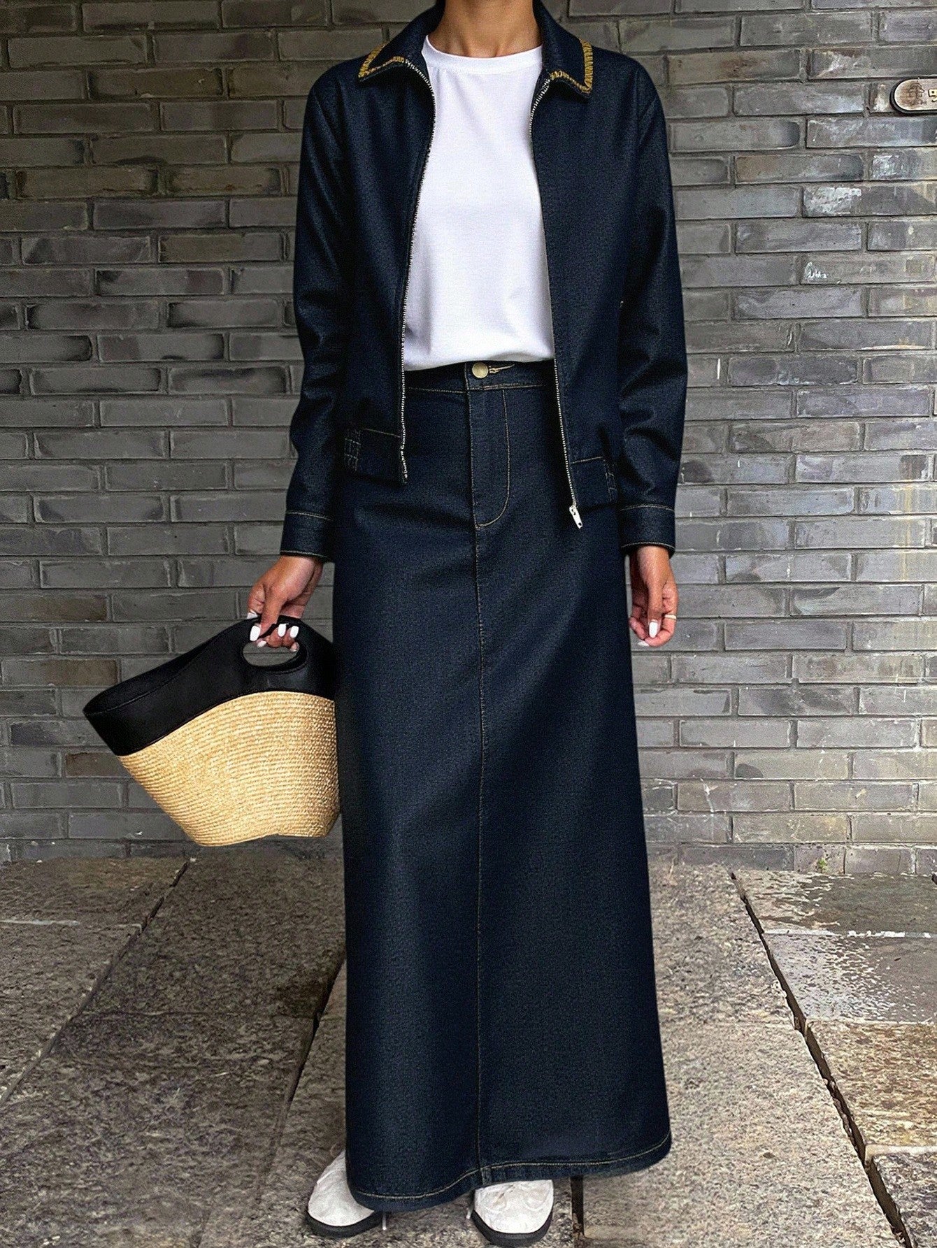 CM-SS509597 Women Elegant Seoul Style Collar Neckline Long Sleeve Colorblock Denim Jacket With Frayed Hem Skirt - Set