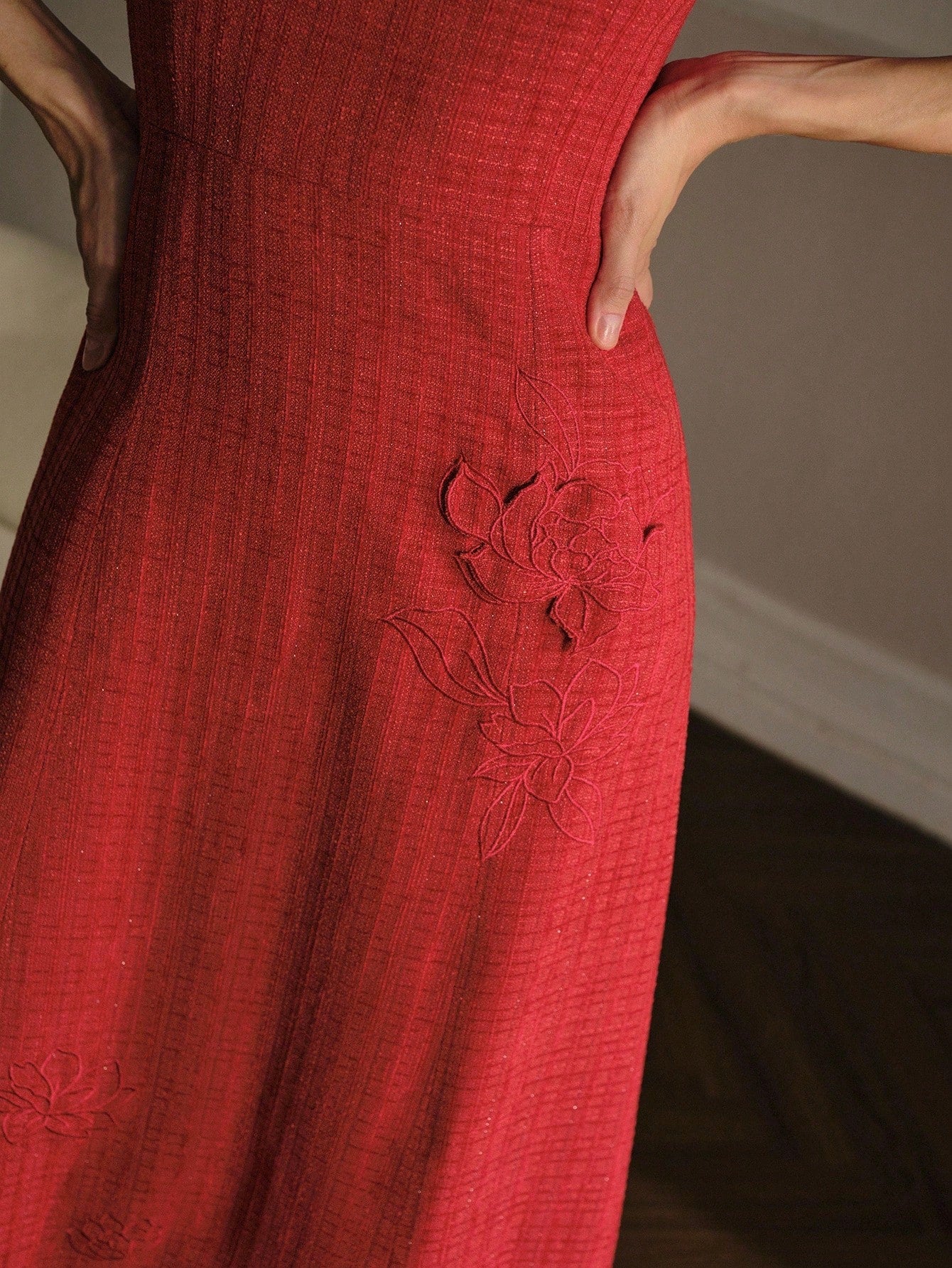 CM-DS301012 Women Elegant Seoul Style Stand Collar Sleeveless Tweed Embroidery Dress - Red