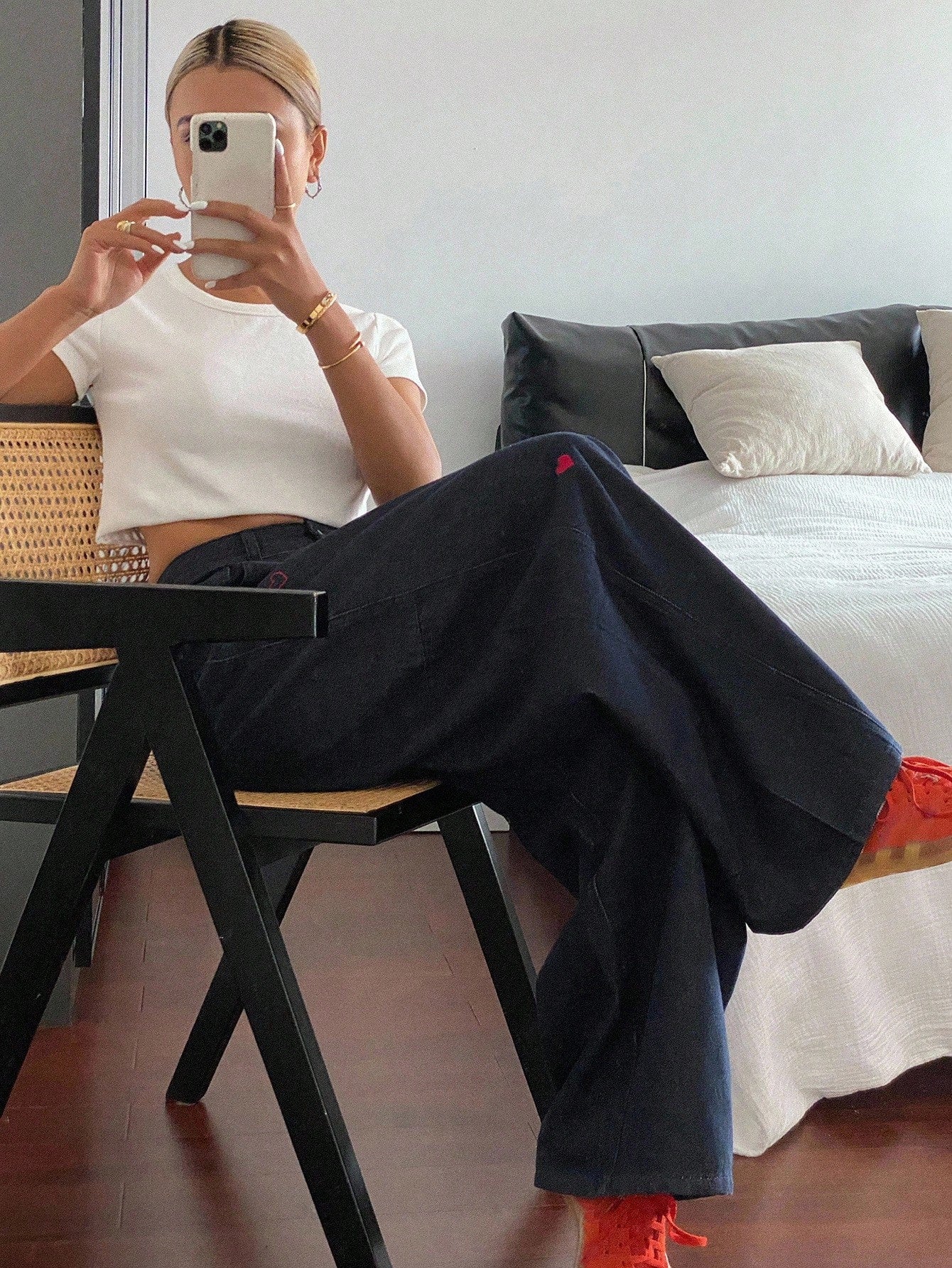 CM-BS452442 Women Casual Seoul Style Mid Waist Heart Embroidery Loose Pocket Wide Leg Jeans - Blue