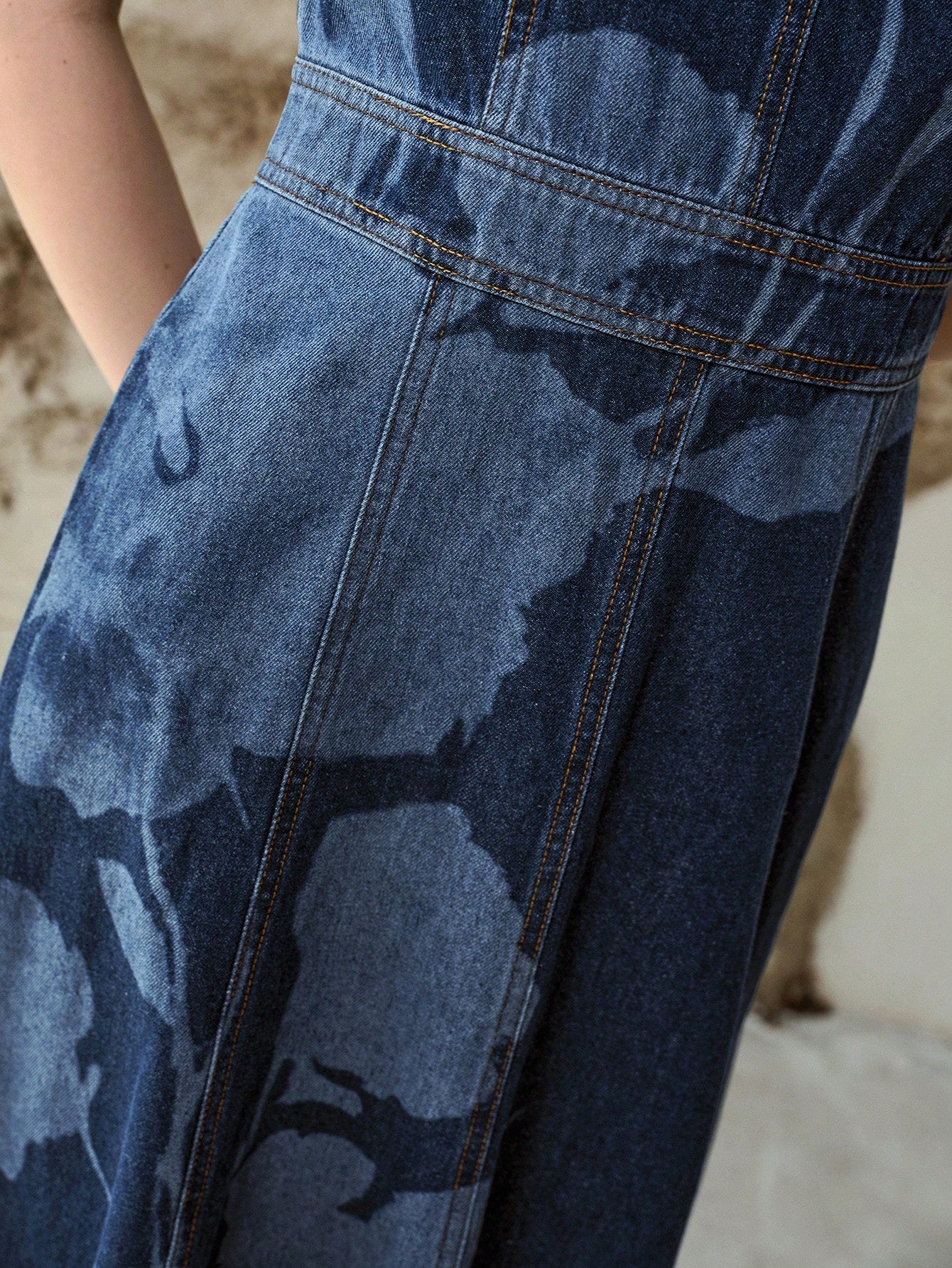 CM-DS423821 Women Elegant Seoul Style Round Neck Sleeveless Asymmetric Hem Floral Print Denim Dress