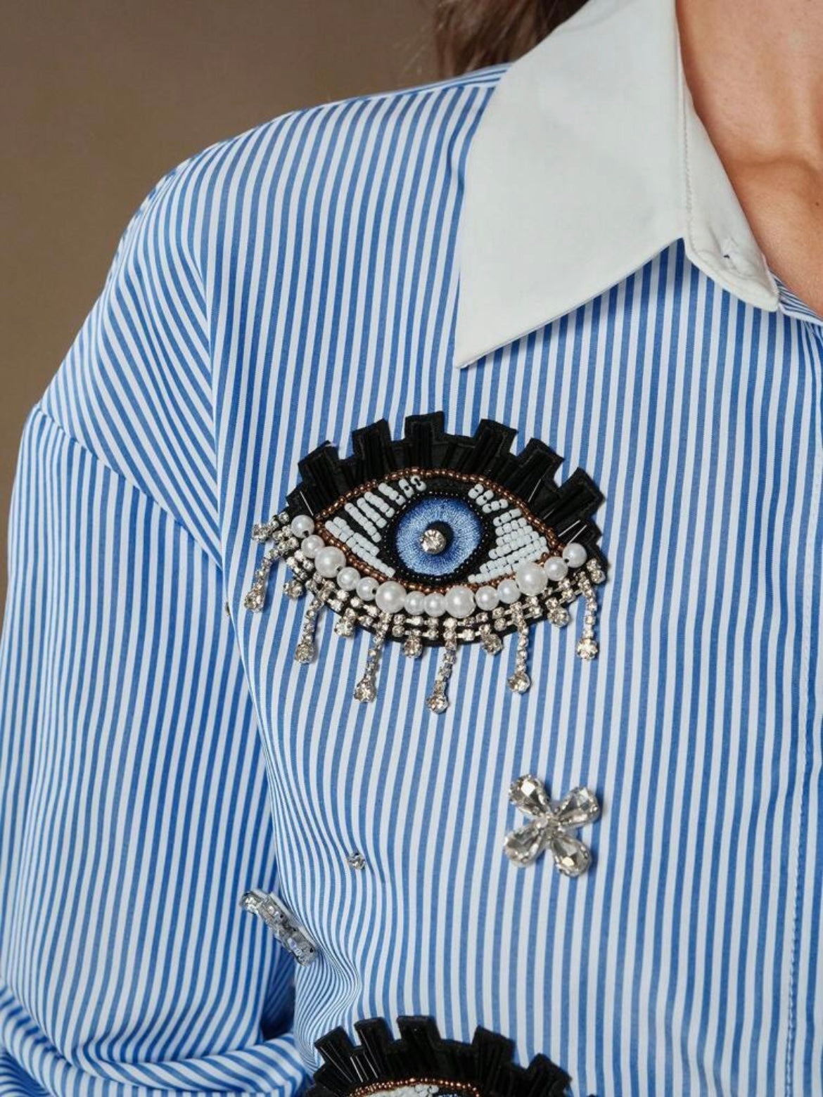 CM-TS851017 Women Elegant Seoul Style Riveted Rhinestone Embellished Blue Striped Patch-Up Shirt
