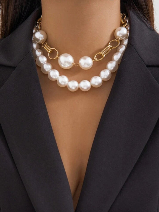 CM-AXS850354 Women Trendy Seoul Style Asymmetrical Pearl Beaded Necklace