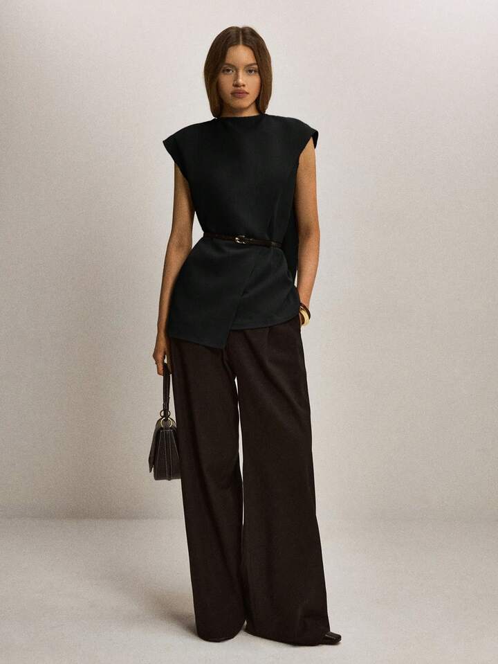 CM-TS065879 Women Elegant Seoul Style Stand Collar Sleeveless Asymmetric Hem Loose Blouse - Black