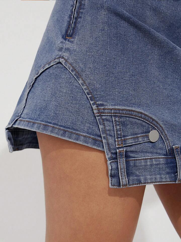 CM-BS883357 Women Casual Seoul Style Light Wash Deconstructed Skinny Denim Skorts