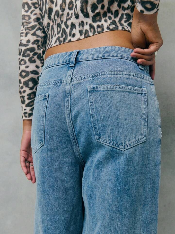 CM-BS572271 Women Casual Seoul Style Light Wash Rhinsetone Studs Embellished Wide-Leg Jeans
