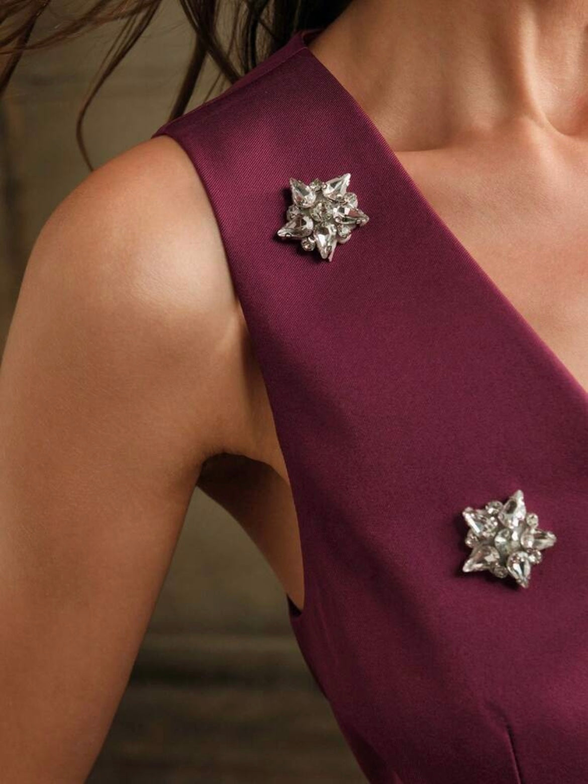 CM-TS353911 Women Casual Seoul V-Neck Rhinestone Embellished Sleeveless Vest - Burgundy