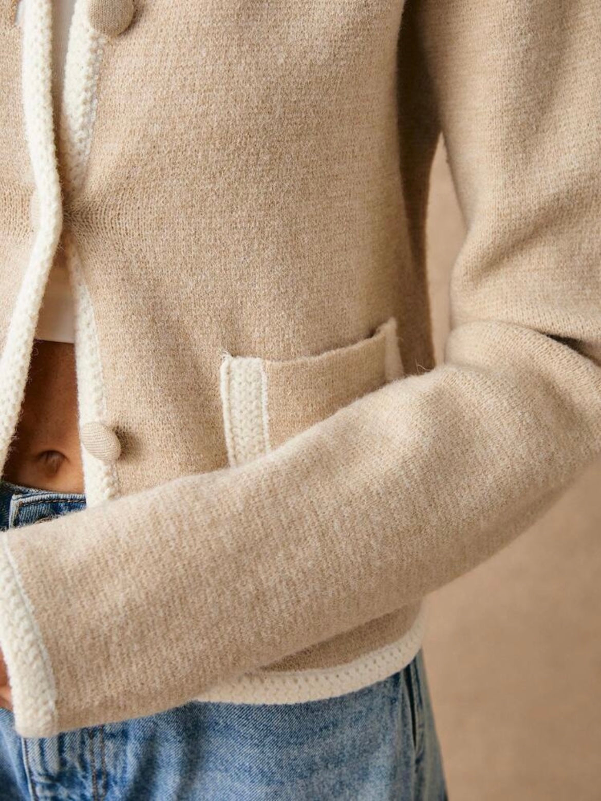 CM-CS295206 Women Casual Seoul Style Colorblock Round Neck Long Sleeve Trim Short Jacket