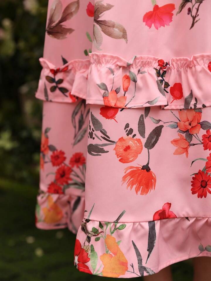 CM-DS211059 Women Trendy Bohemian Style Floral Print Ruffle Hem Shirred Cinching Waist Dress