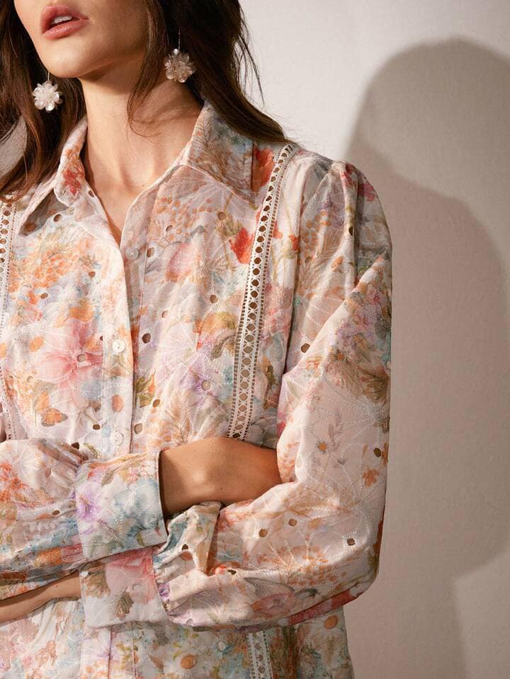 CM-TS048222 Women Elegant Seoul Style Floral Embroidered Long Sleeve Loose Blouse