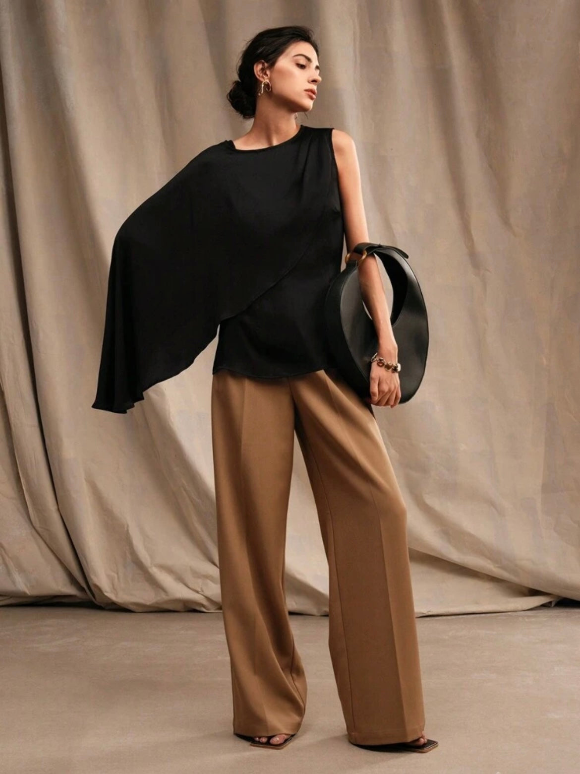 CM-TS321600 Women Elegant Seoul Style Round Neck Solid Color One-Shoulder Shirt - Black