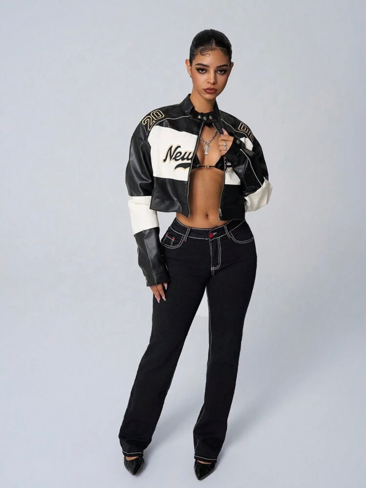 CM-BS111090 Women Casual Seoul Style Pocket Detail Stright Leg Washed Denim Jeans - Black