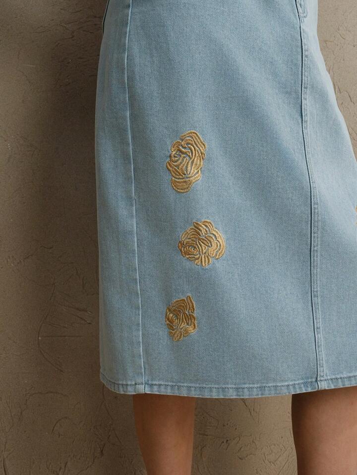 CM-BS252140 Women Elegant Seoul Style Floral Embroidered Fitted High Waist Midi Denim Skirt - Blue