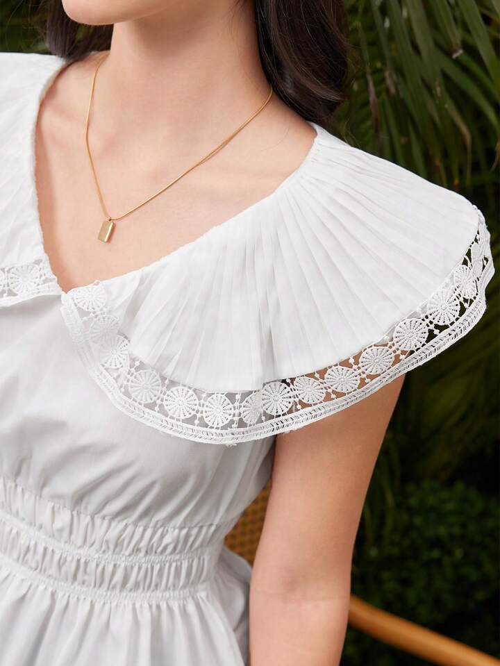 CM-TS505005 Women Casual Seoul Style Lace Patchwork Doll Collar Sleeveless Blouse - White