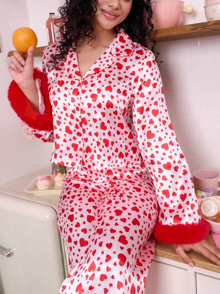 CM-LS938888 Women Trendy Seoul Style V-Neck Pastel Embossed Heart And Feather Pajama Set