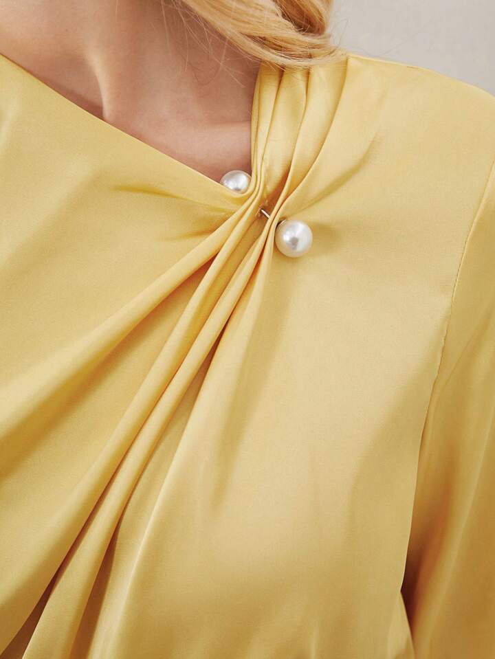 CM-TS808801 Women Elegant Seoul Style Twist Knot Long Sleeve Shirt - Yellow