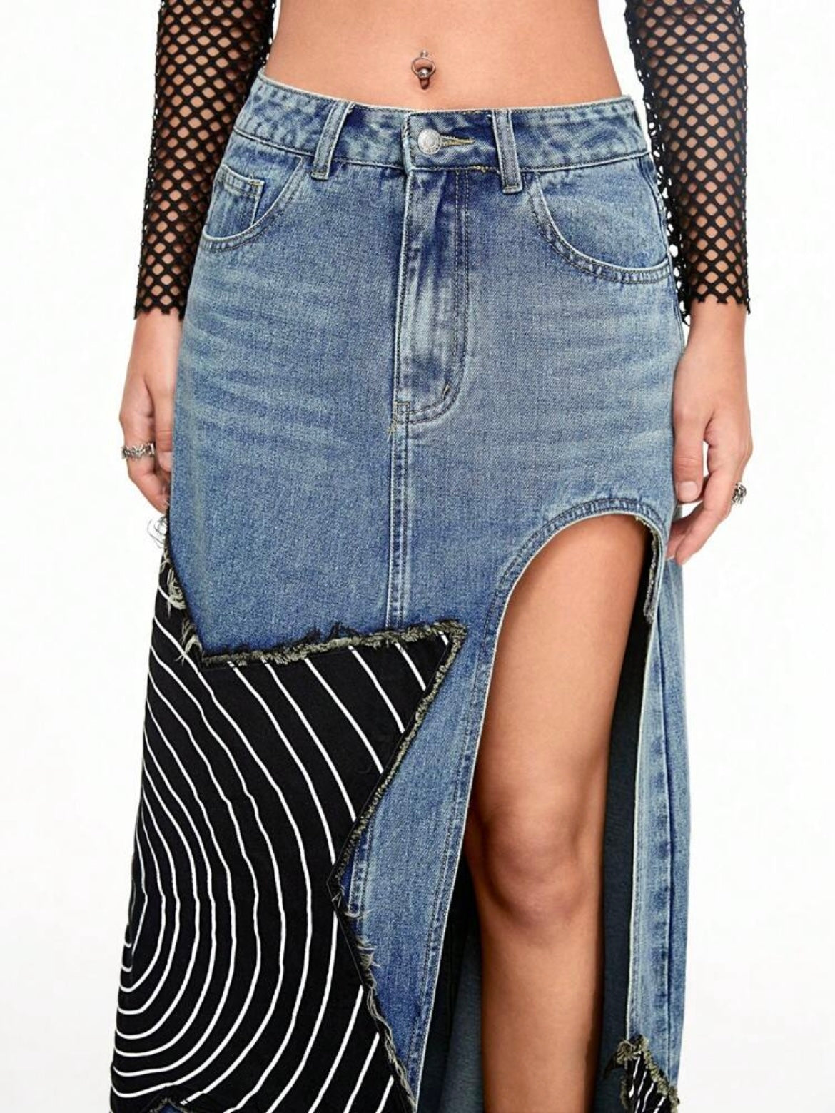 CM-BS288548 Women Casual Seoul Style Spiral Star Applique Slim Fit High Slit Long Denim Skirt