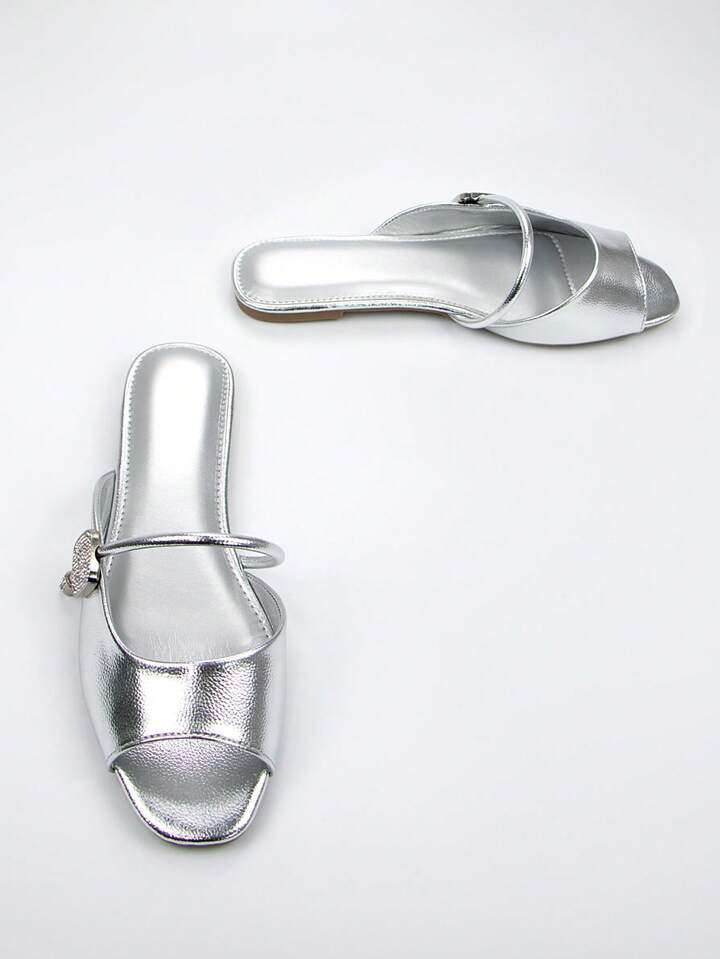 CM-SHS715565 Women Trendy Seoul Style Silver Crystal Embellished Ankle Strap Open Toe Flat Mule Sandals - Silver