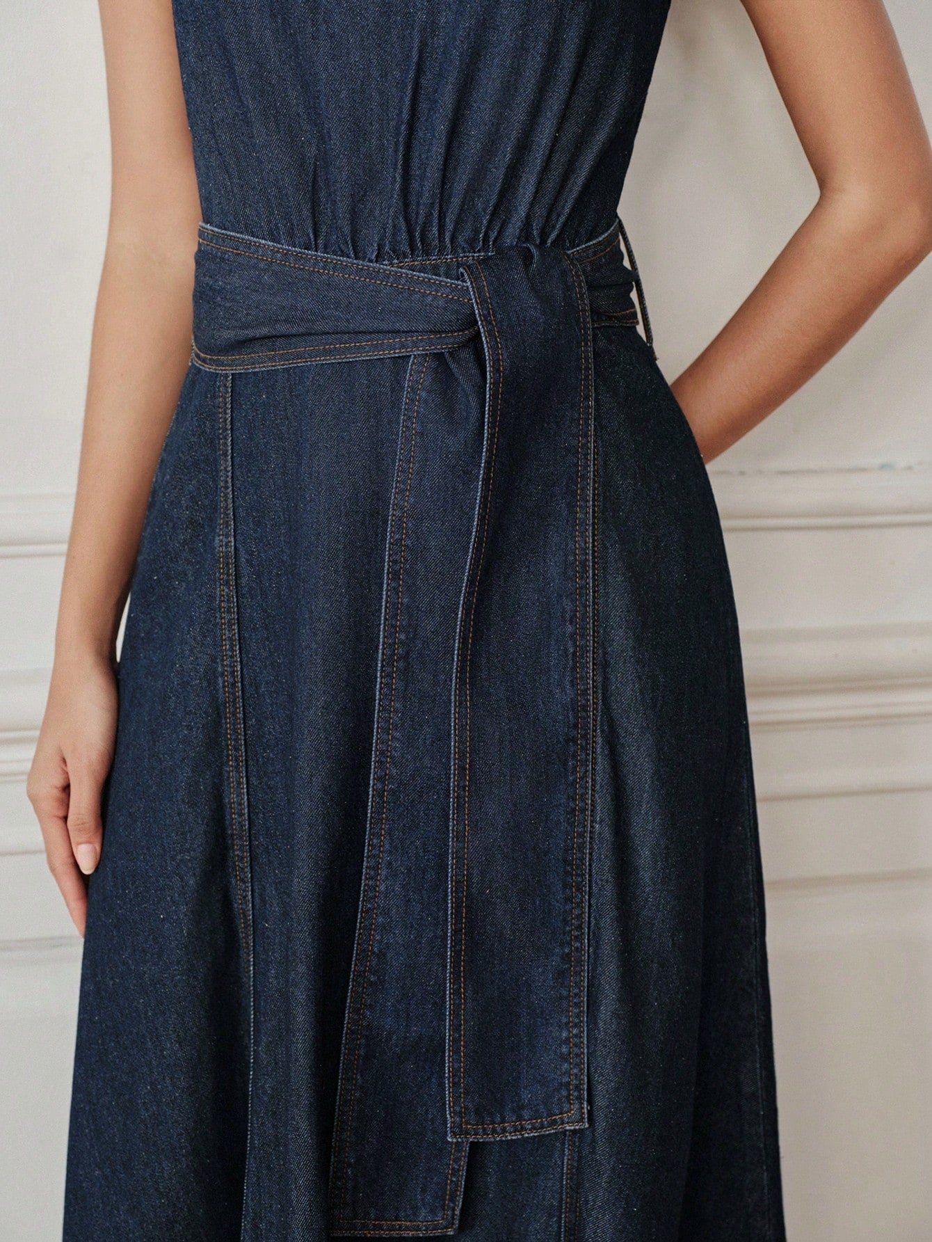 CM-DS406448 Women Elegant Seoul Style Round Neck Sleeveless Belted A-Line Denim Dress - Blue
