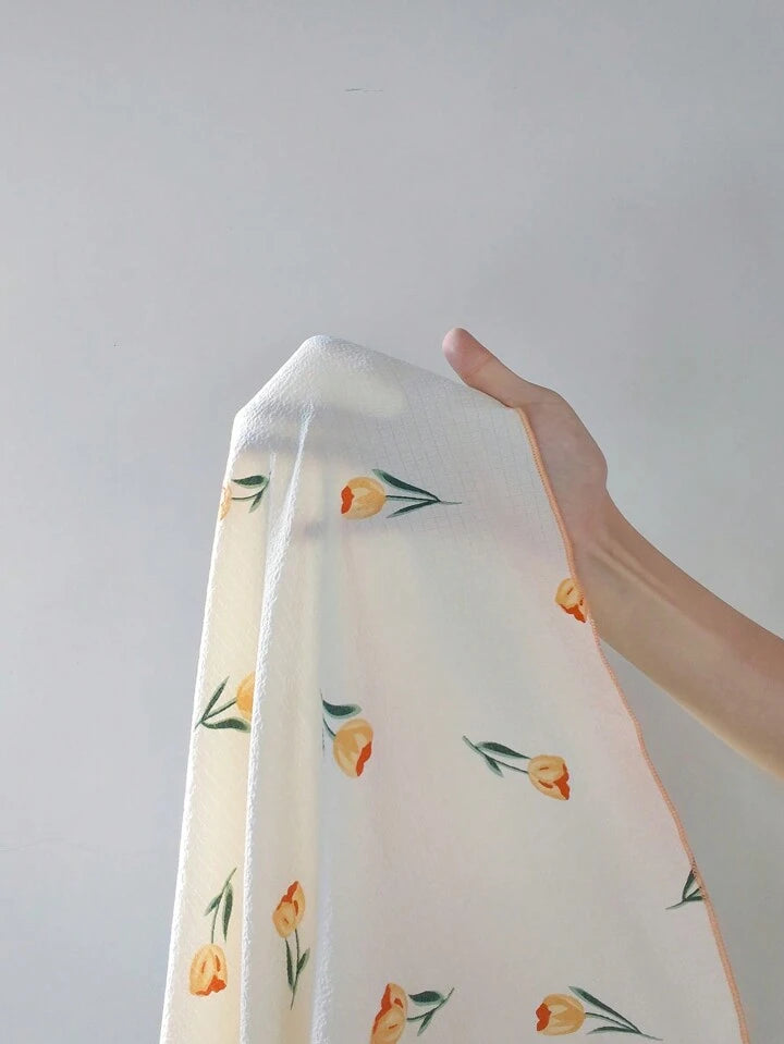 CM-LS933193 Women Trendy Seoul Style Floral Print Patchwork Ruffle Trim Decorated Pajama Set