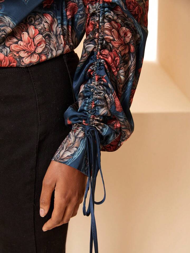 CM-TS136580 Women Trendy Bohemian Style Floral Print Drawstring Long Sleeve Shirt