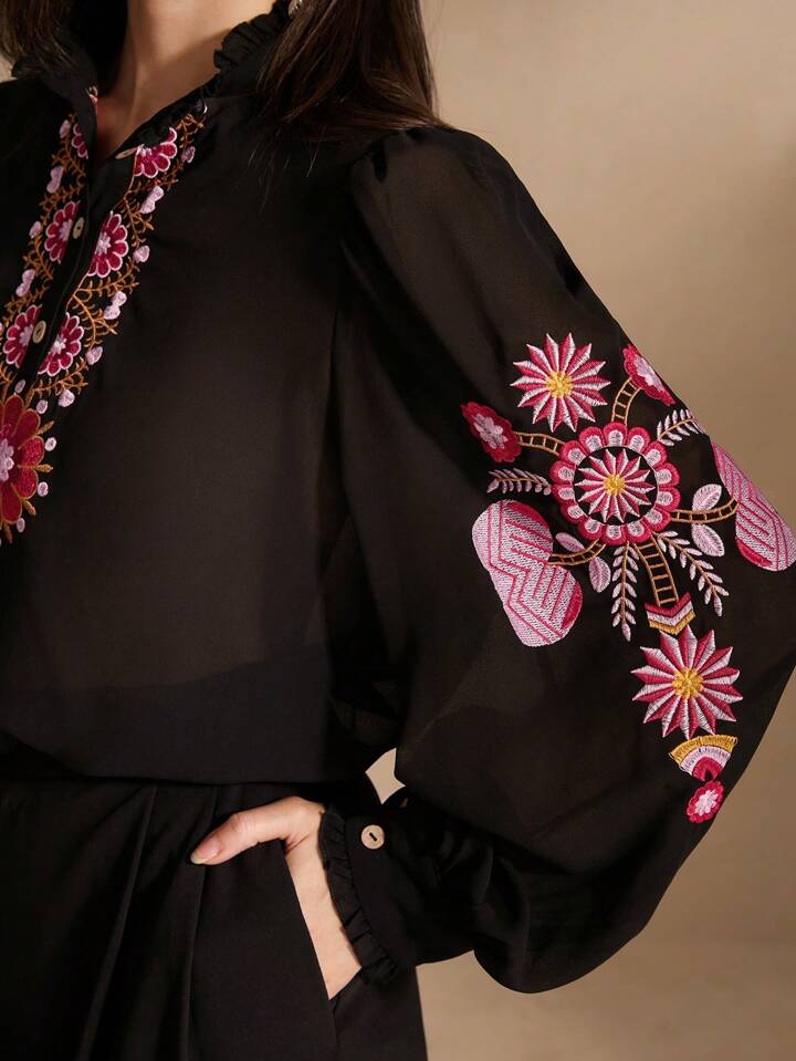 CM-TS085700 Women Trendy Bohemian Style Single-Breasted Floral Embroidery Long Sleeve Shirt