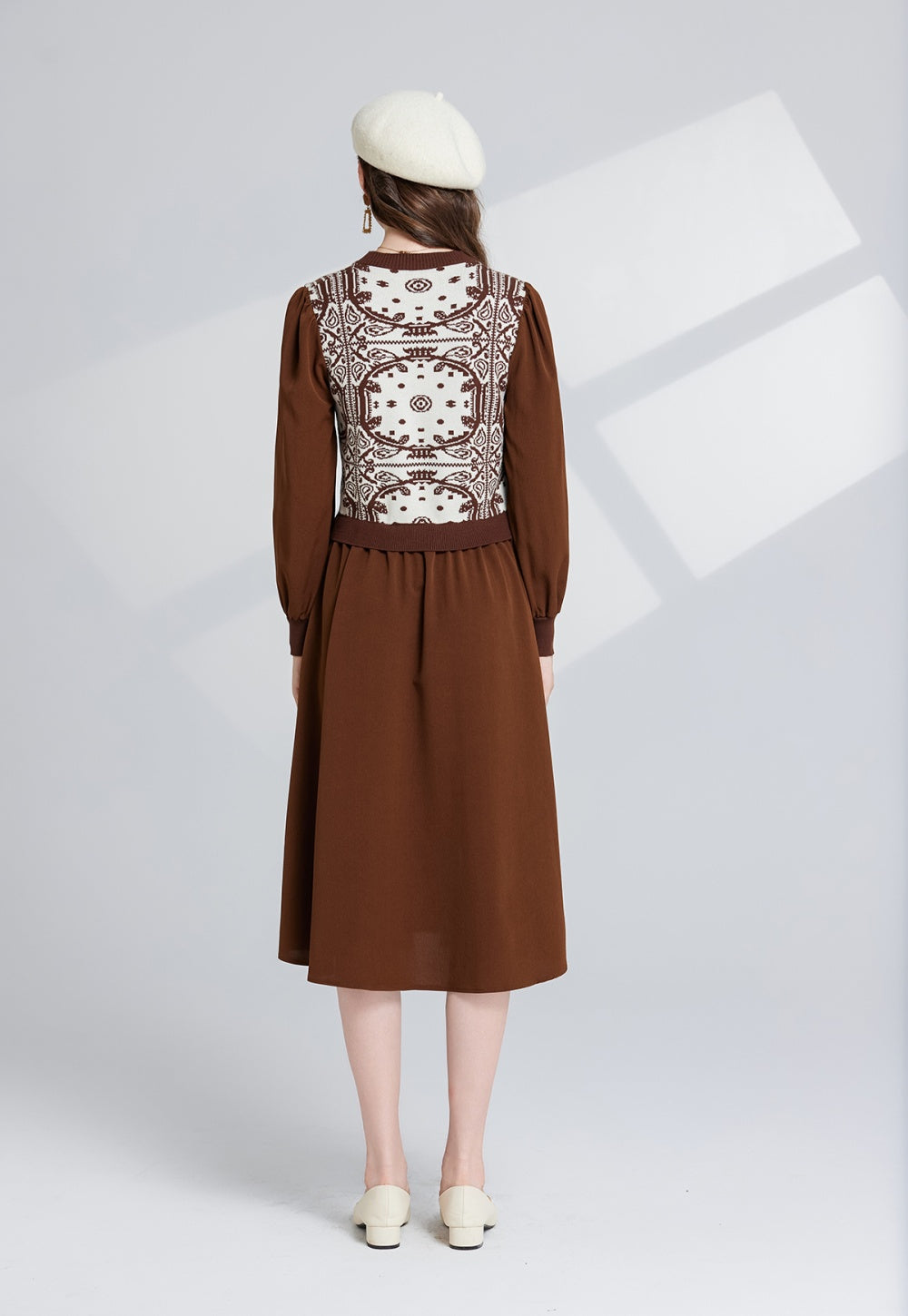 CM-DY024075 Women Trendy Bohemian Style Pattern Round Neck Long Sleeve Midi Dress (Available in 2 colors)
