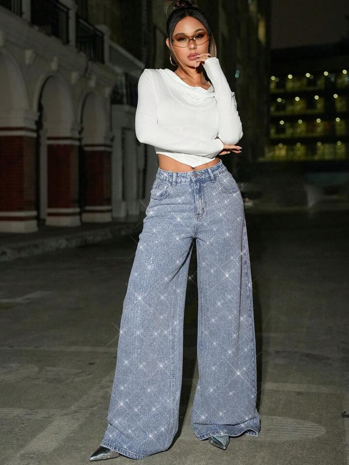 CM-BS174808 Women Casual Seoul Style Light Wash Front Button Pocket Low Waist Rhinestone Studded Jeans