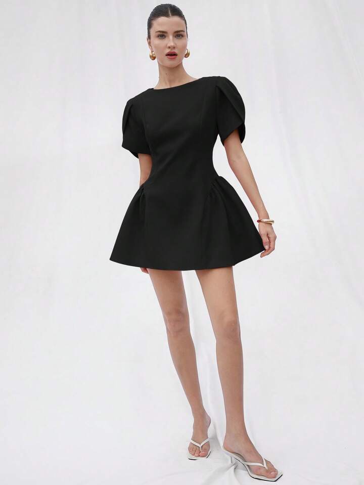 CM-DS728074 Women Elegant Seoul Style Tulip Print Puff Spliced Hem Round Neck Short Sleeve Dress - Black