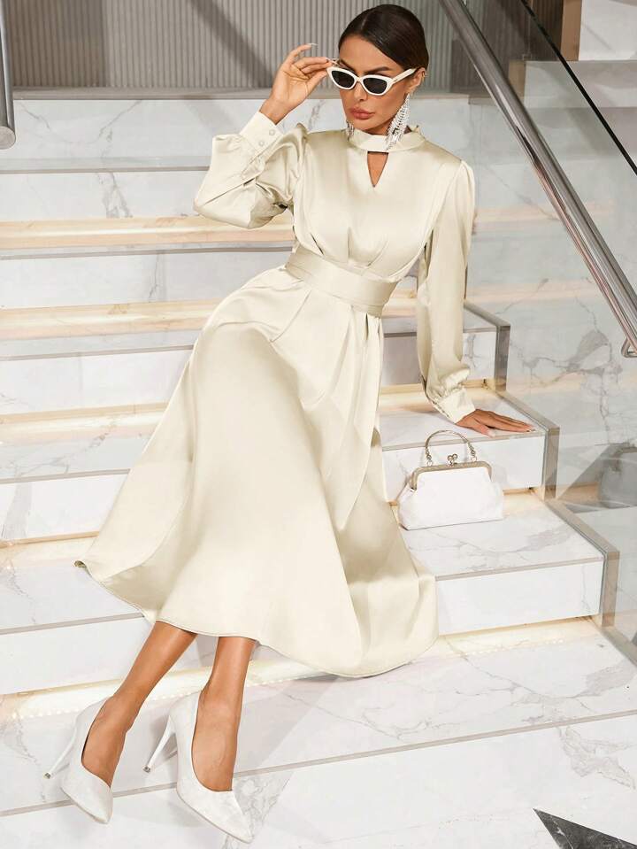 CM-DS175679 Women Elegant Seoul Style Keyhole Neckline Long Sleeve Dress - Beige