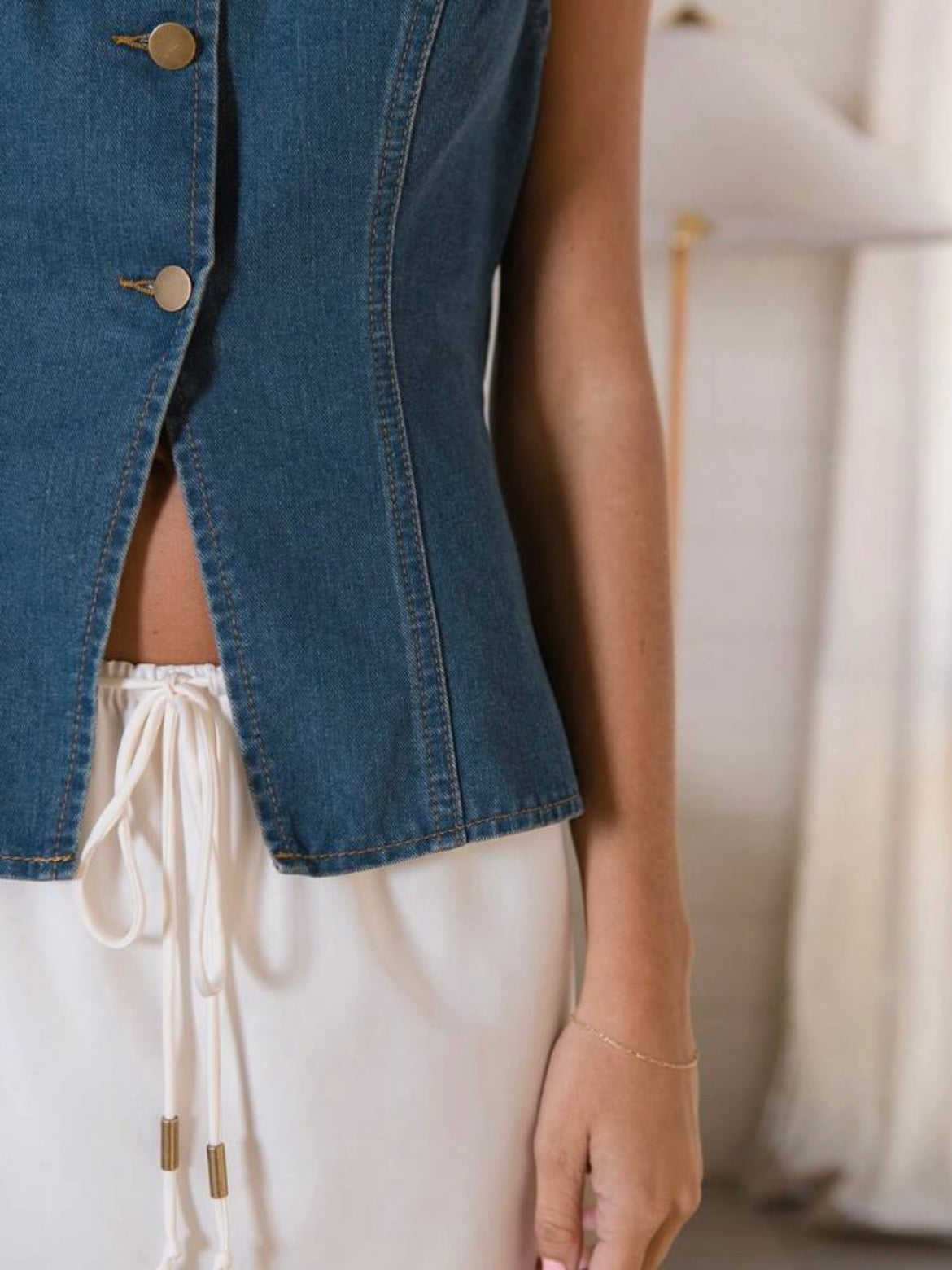 CM-TS155572 Women Vintage Seoul Style Washed Front Button Closure Waist Fitted Sleeveless Denim Blouse