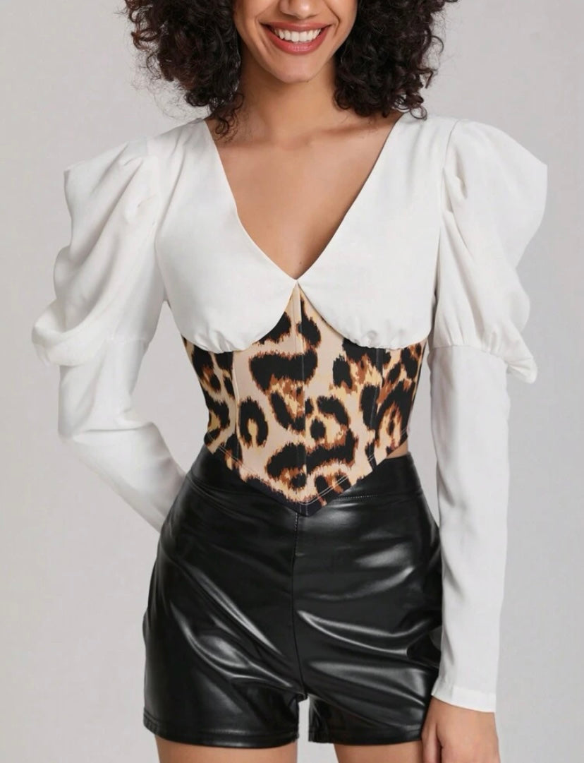 CM-TS699691 Women Casual Seoul Style Print Gigot Sleeve Bandana Hem Crop Blouse