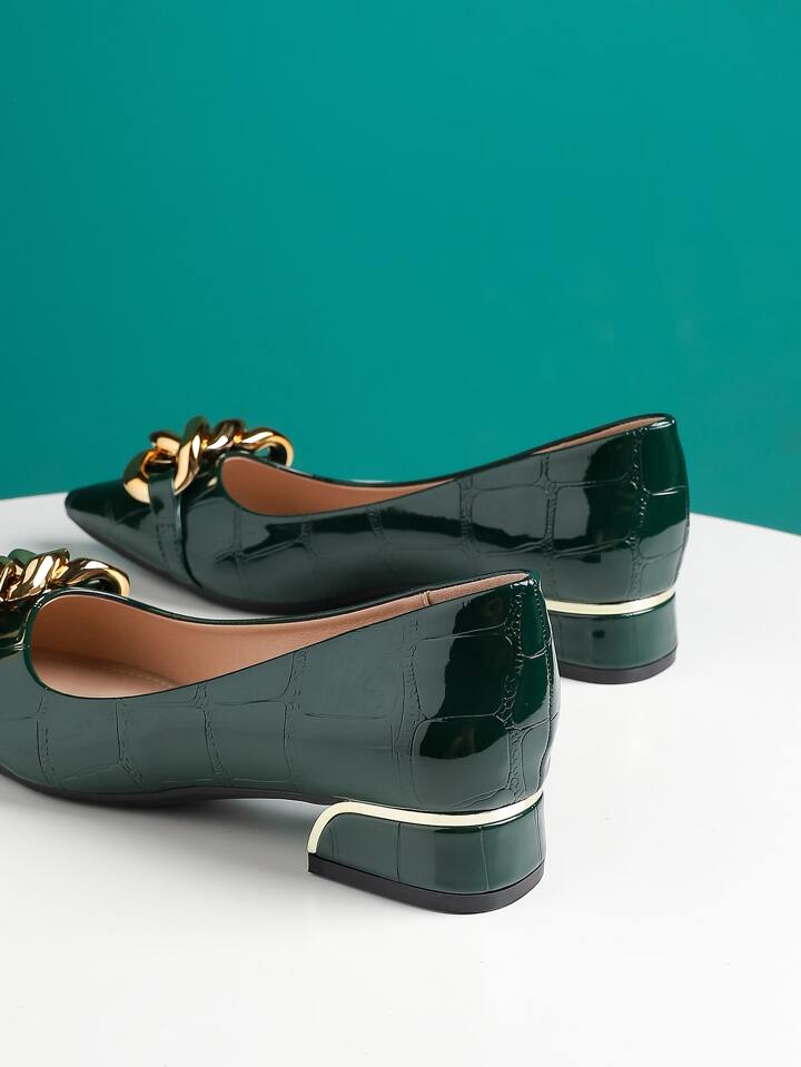 CM-SHS985774 Women Trendy Seoul Style Flats With Chain Decoration - Green
