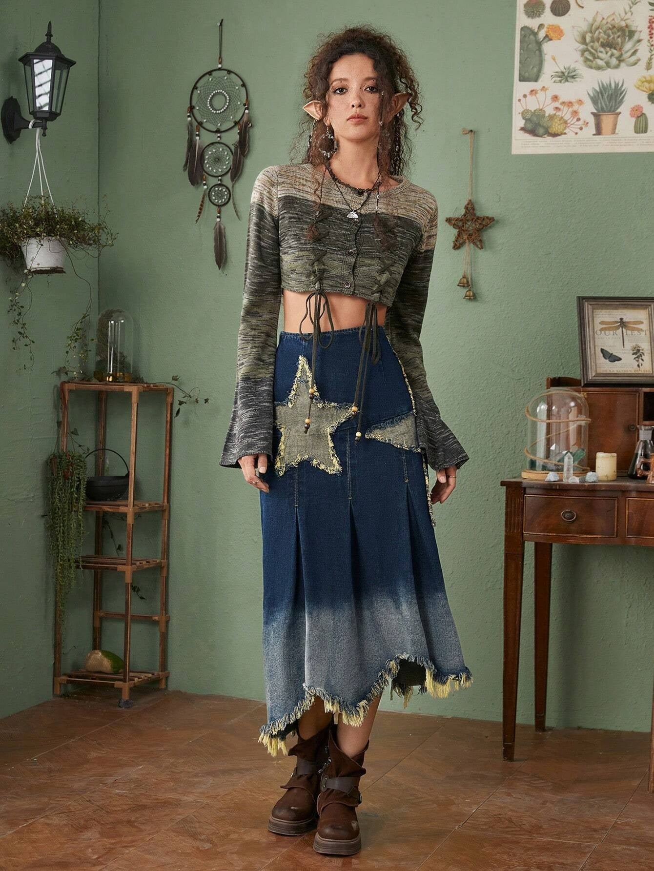 CM-BS181388 Women Preppy Seoul Style Washed Star Patched Raw Hem Denim Skirt