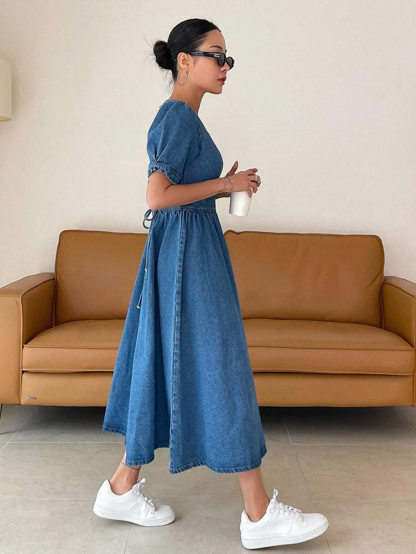CM-DS832025 Women Casual Seoul Style Medium Wash Square Neck Puff Sleeve A-Line Denim Dress