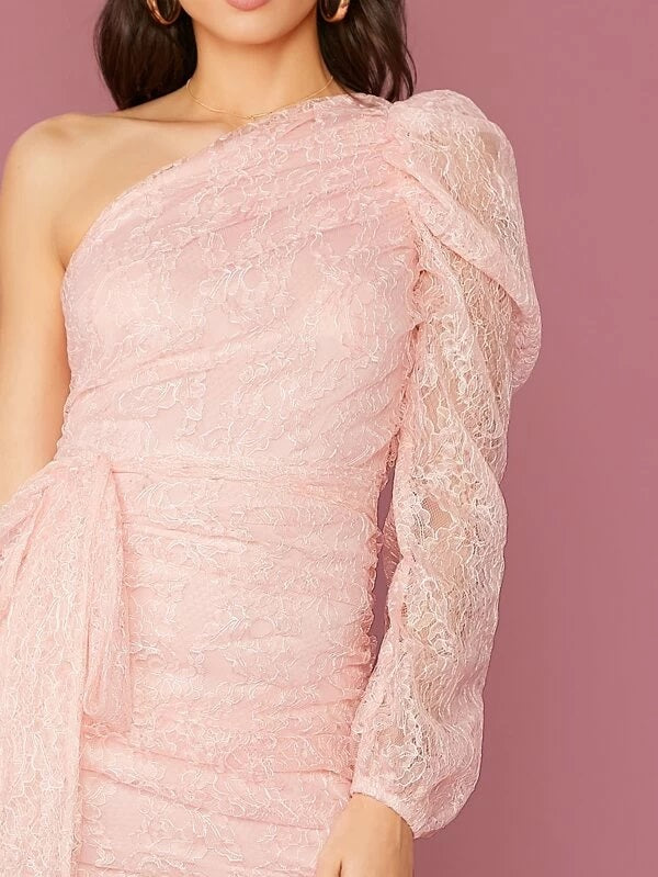 CM-DS015116 Women Elegant European Style One Shoulder Sleeve Lace Overlay Ruched Dress - Pink
