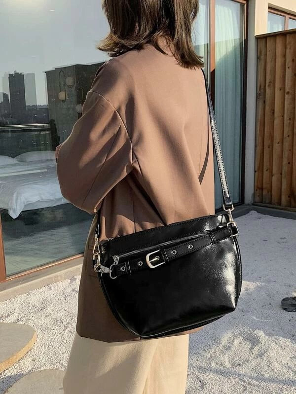 CM-BGS207899 Women Casual Seoul Style Buckle Strap Decor Crossbody Bag - Black